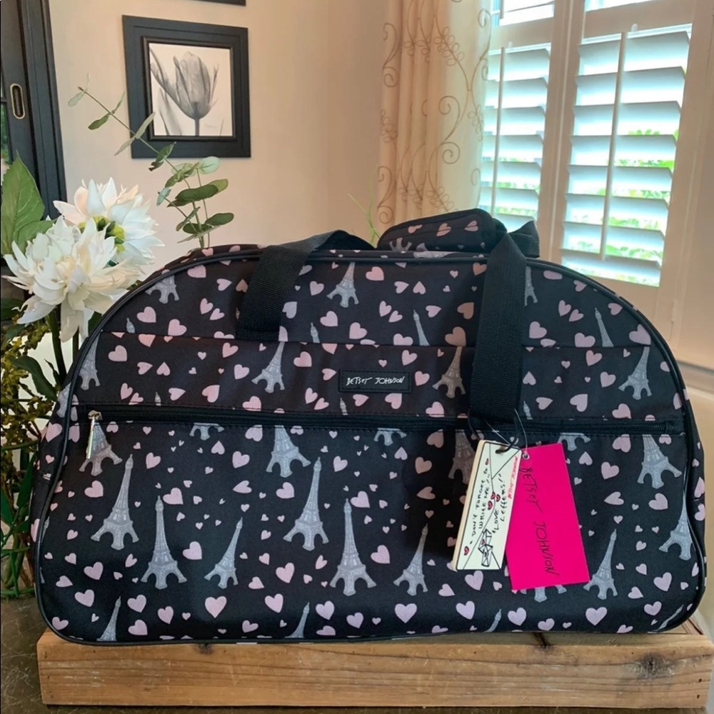 BETSEY JOHNSON BLACK EIFFEL TOWER ROLLER BAG